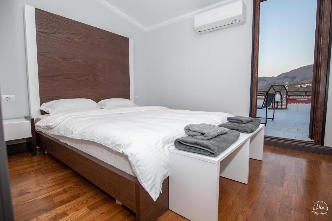 Suite Terrace Rooms & Apartments Korce Exterior foto