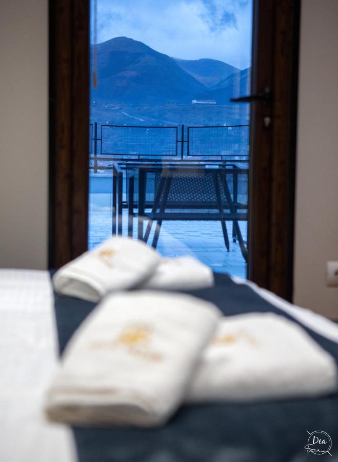 Suite Terrace Rooms & Apartments Korce Exterior foto
